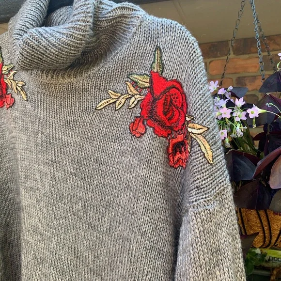 Dotti winter sweater floral embroidered crop jumper - Picture 4 of 8